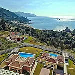 Villa άρκτος οε *