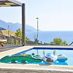άρκτος οε Villa Pelekas